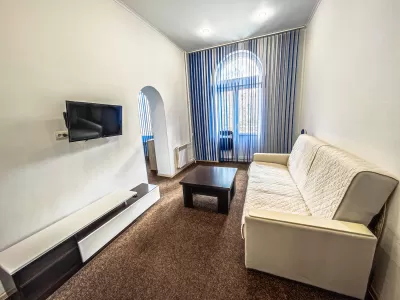 Номер Люкс в клинике «Элорма» в г. Кисловодске - фотография