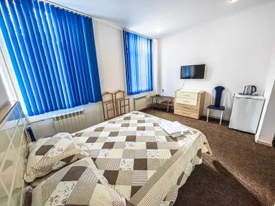 Двухместный номер Стандарт в клинике «Элорма» в г. Кисловодске - фотография